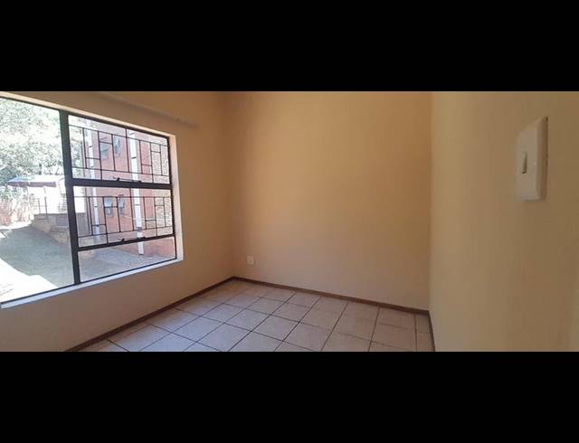 2 BEDROOM APARTMENT FOR SALE IN WELTEVREDEN PARK